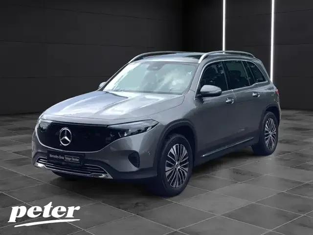 Mercedes-Benz EQB 300