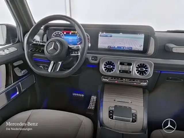 Mercedes-Benz G 500