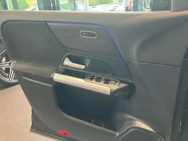 Mercedes-Benz A 35 AMG