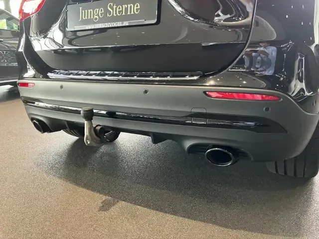 Mercedes-Benz A 35 AMG