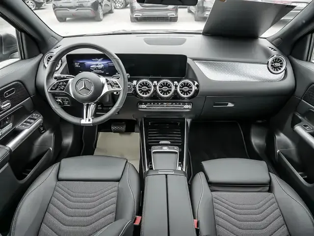 Mercedes-Benz EQA 300