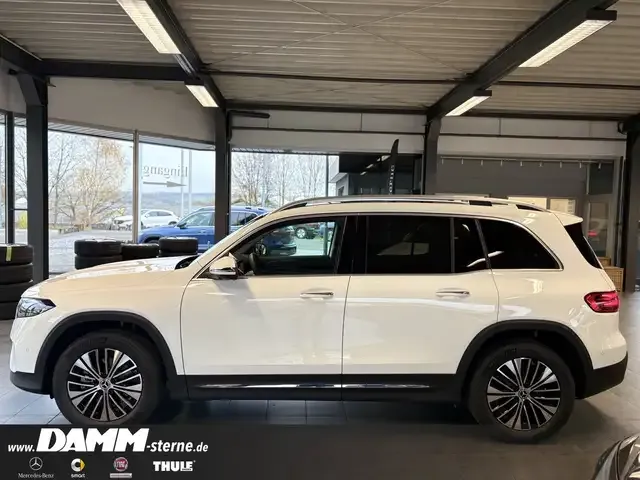 Mercedes-Benz EQB 300