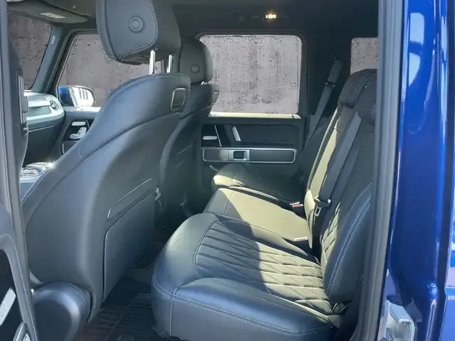 Mercedes-Benz G 400