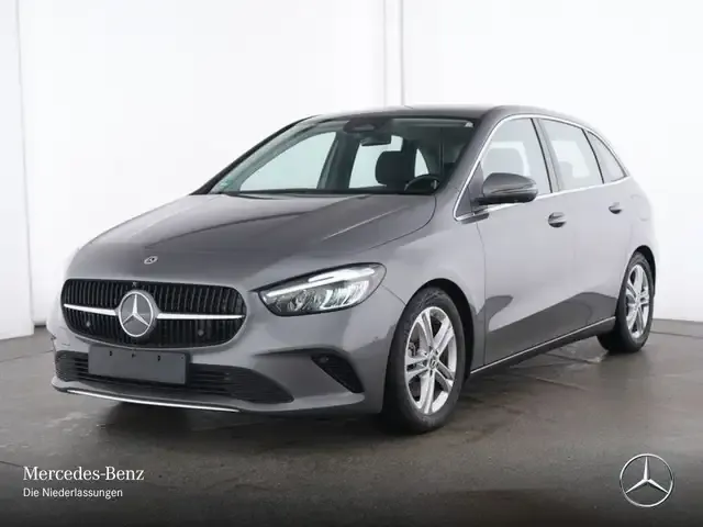 Mercedes-Benz B 220