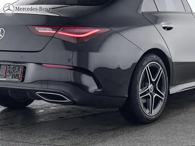 Mercedes-Benz CLA 180