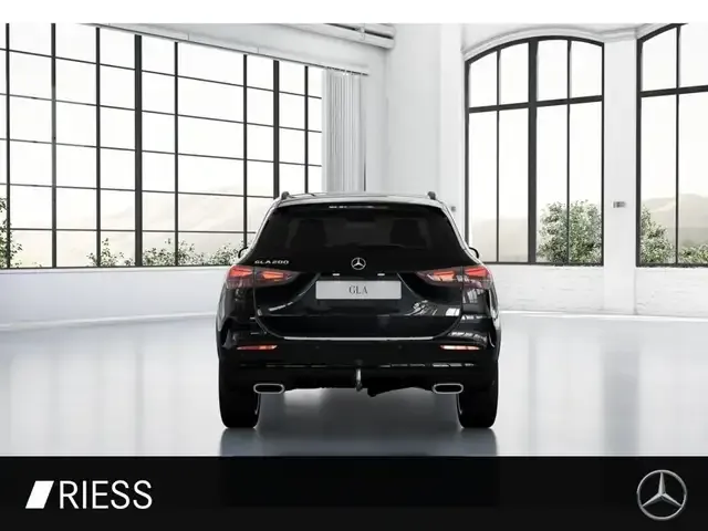 Mercedes-Benz GLA 200