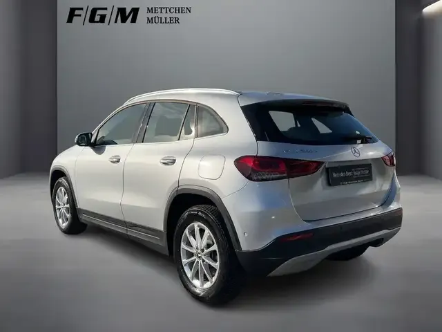 Mercedes-Benz GLA 250