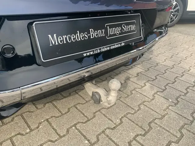 Mercedes-Benz EQS SUV