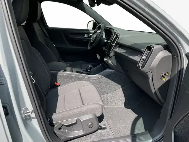 Volvo EX40