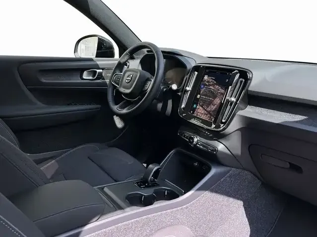 Volvo EX40