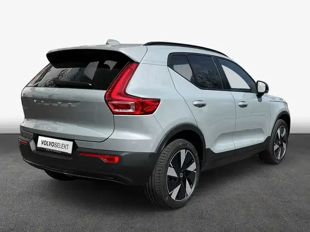 Volvo EX40