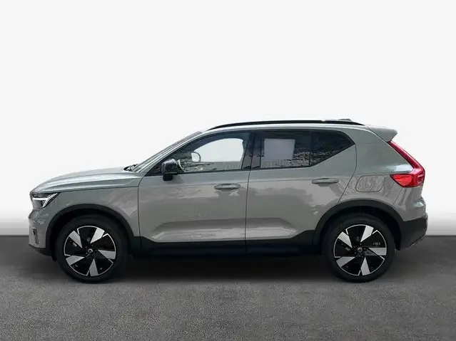 Volvo EX40