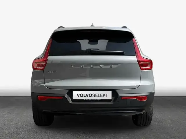 Volvo EX40