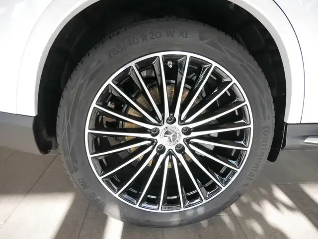 Mercedes-Benz GLC 220