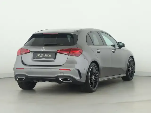 Mercedes-Benz A 220
