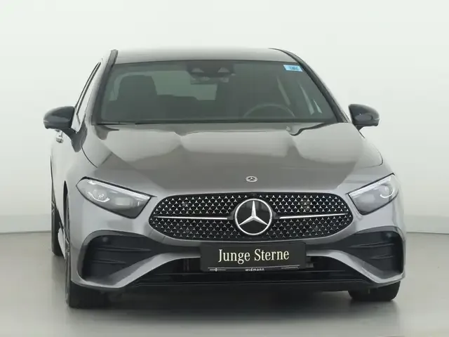 Mercedes-Benz A 220