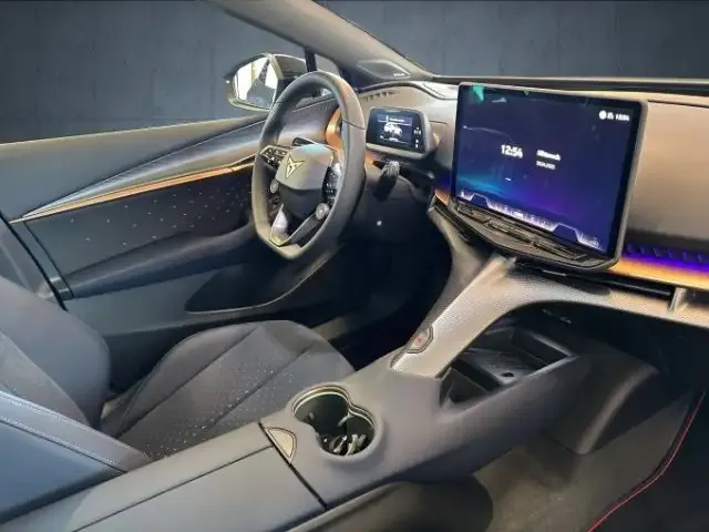 CUPRA Tavascan