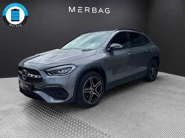 Mercedes-Benz GLA 250
