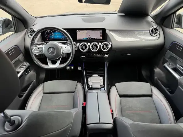 Mercedes-Benz GLA 250