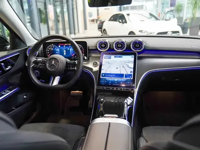 Mercedes-Benz C 220