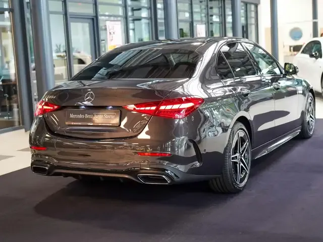 Mercedes-Benz C 220