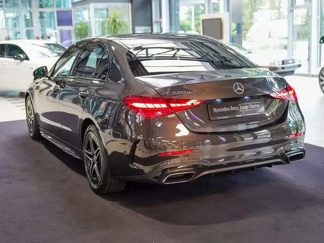 Mercedes-Benz C 220