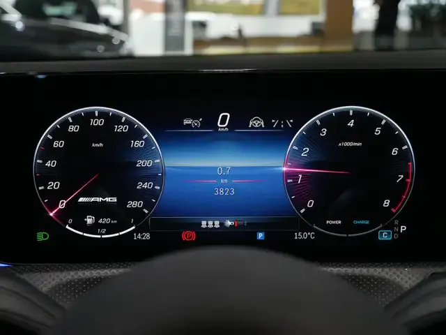 Mercedes-Benz A 35 AMG