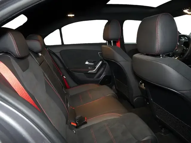 Mercedes-Benz A 35 AMG