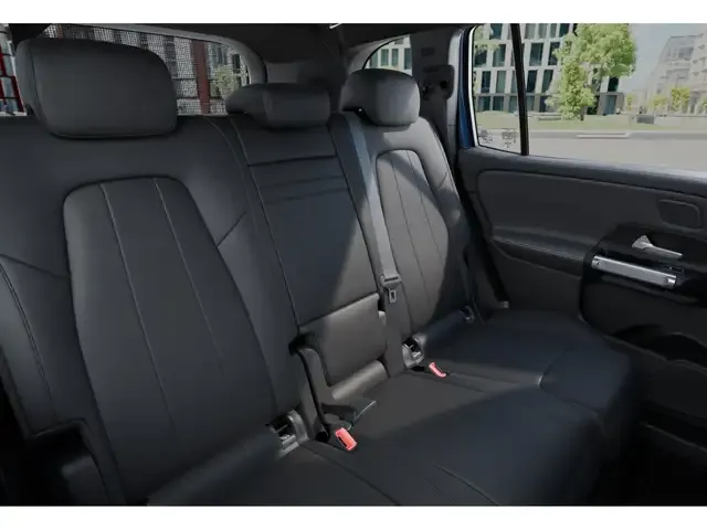 Mercedes-Benz EQB 350