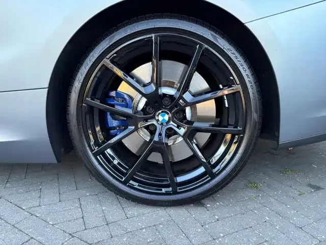 BMW M850