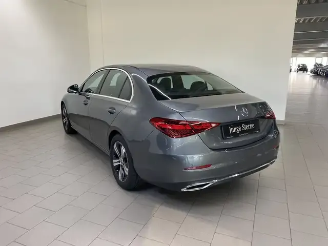 Mercedes-Benz C 180