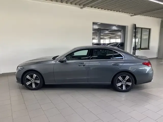 Mercedes-Benz C 180