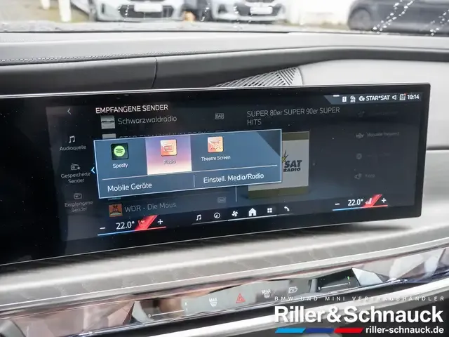 BMW 740