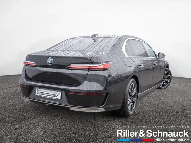 BMW 740