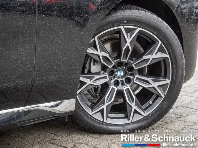 BMW 740