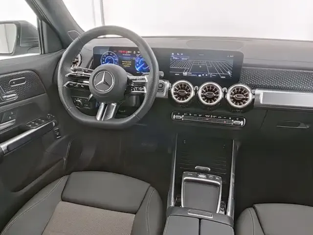 Mercedes-Benz EQB 350