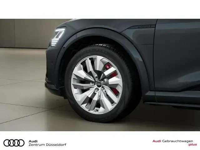 Audi SQ8 e-tron