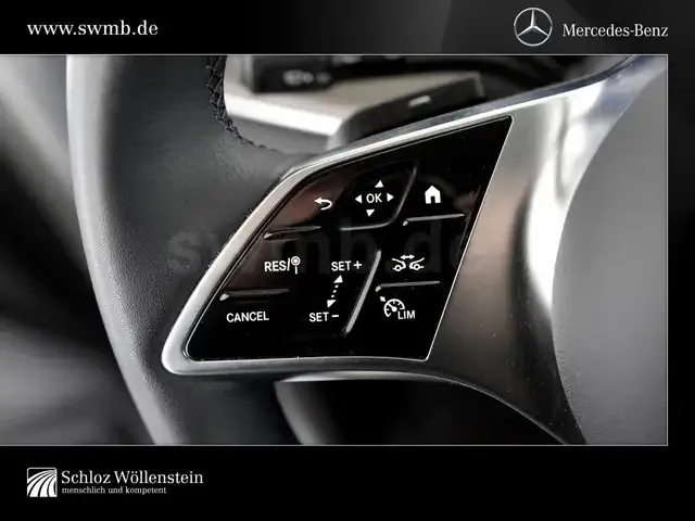 Mercedes-Benz V 220