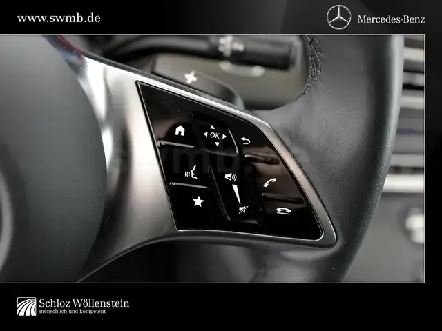 Mercedes-Benz V 220