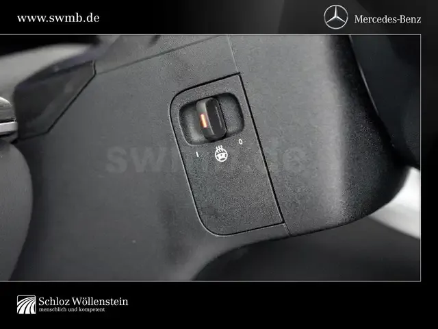 Mercedes-Benz V 220