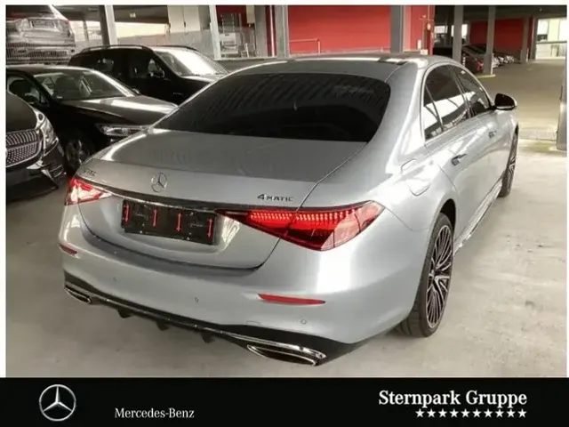 Mercedes-Benz S 500