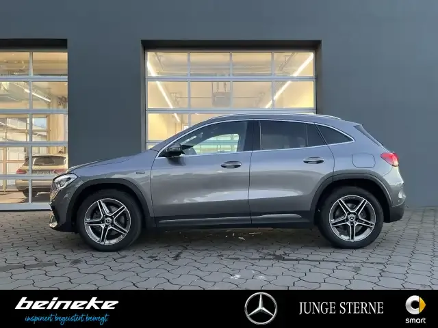 Mercedes-Benz GLA 250