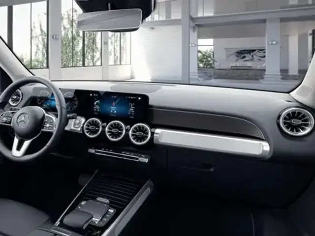 Mercedes-Benz GLB 180