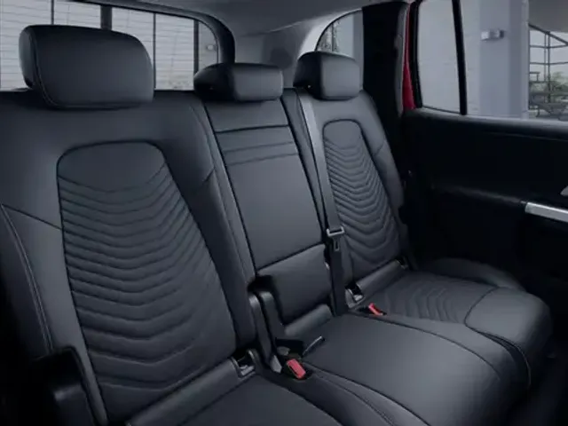 Mercedes-Benz GLB 180