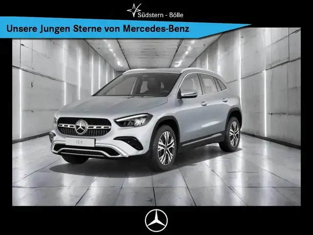 Mercedes-Benz GLA 180