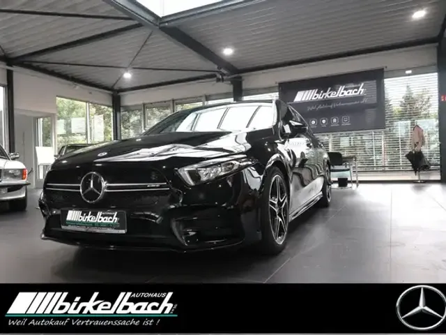 Mercedes-Benz A 35 AMG