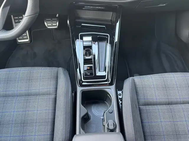 Volkswagen Golf GTE