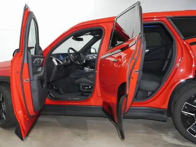 BMW XM