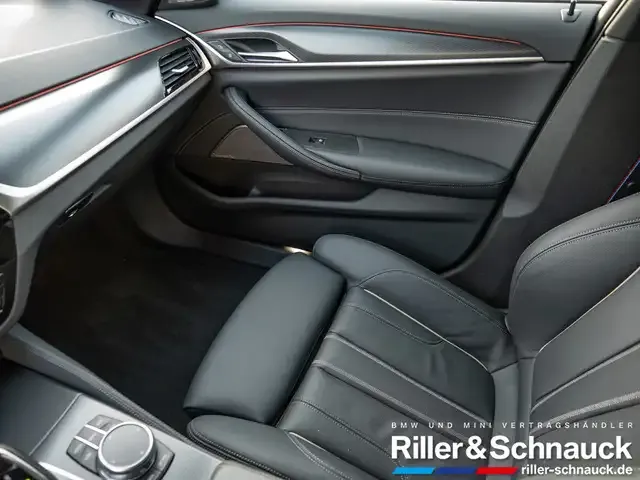 BMW 545