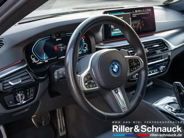 BMW 545